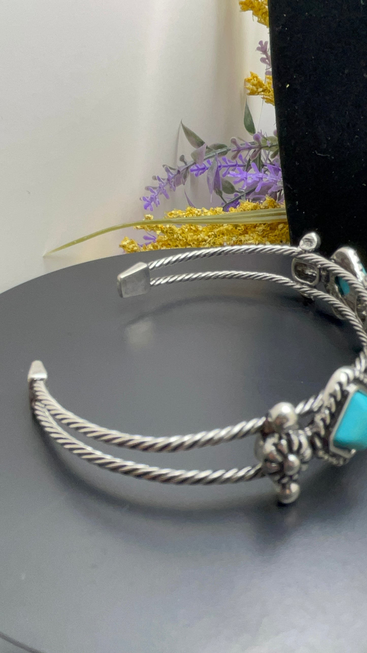 Twisted Turquoise Rooe