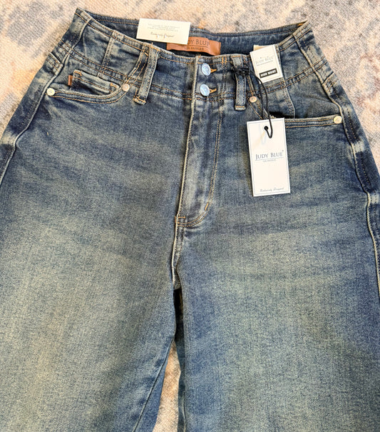 Saddle Up Barrel Jeans