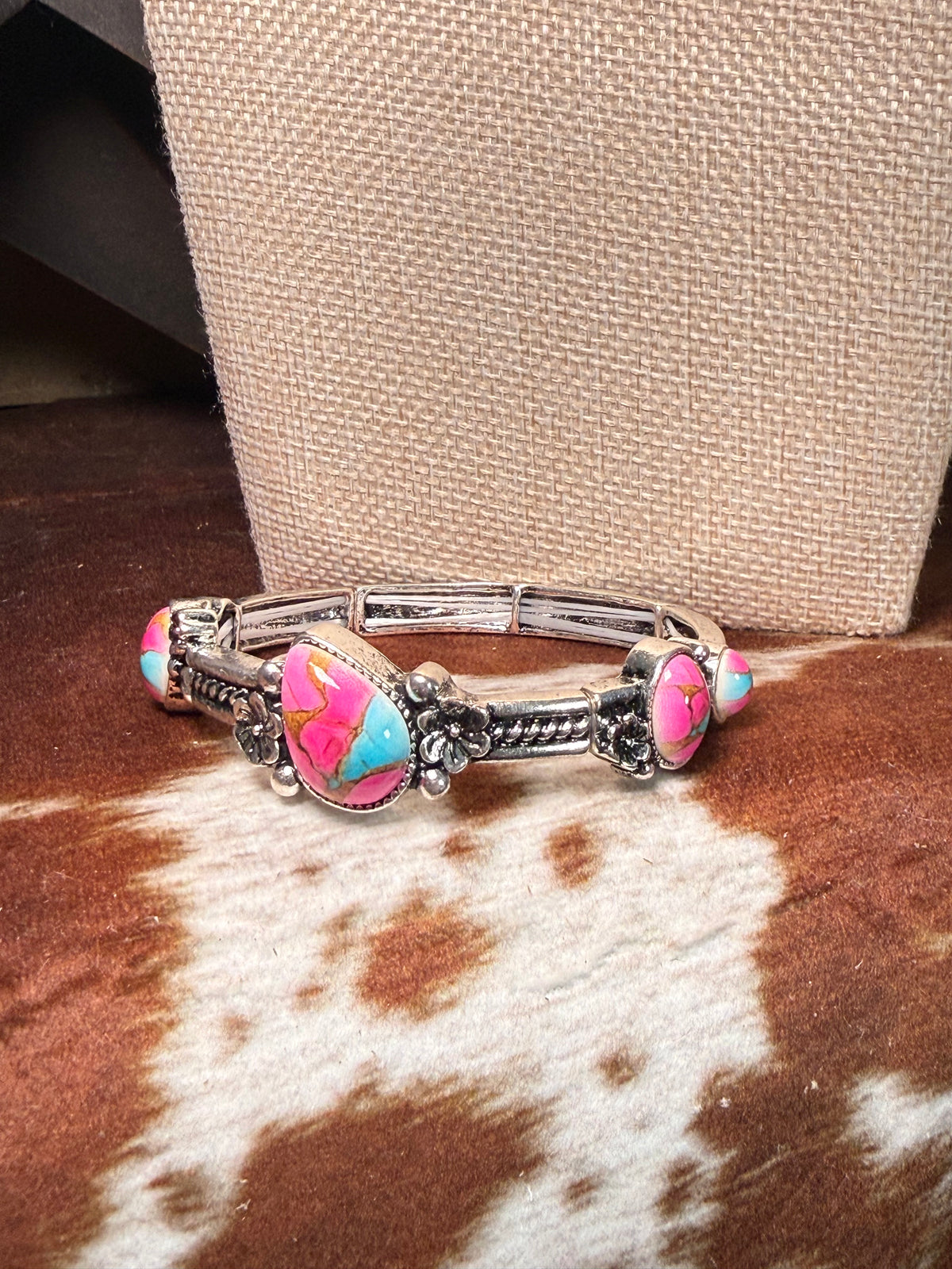 Cotton Candy Cowgirl Stretch
