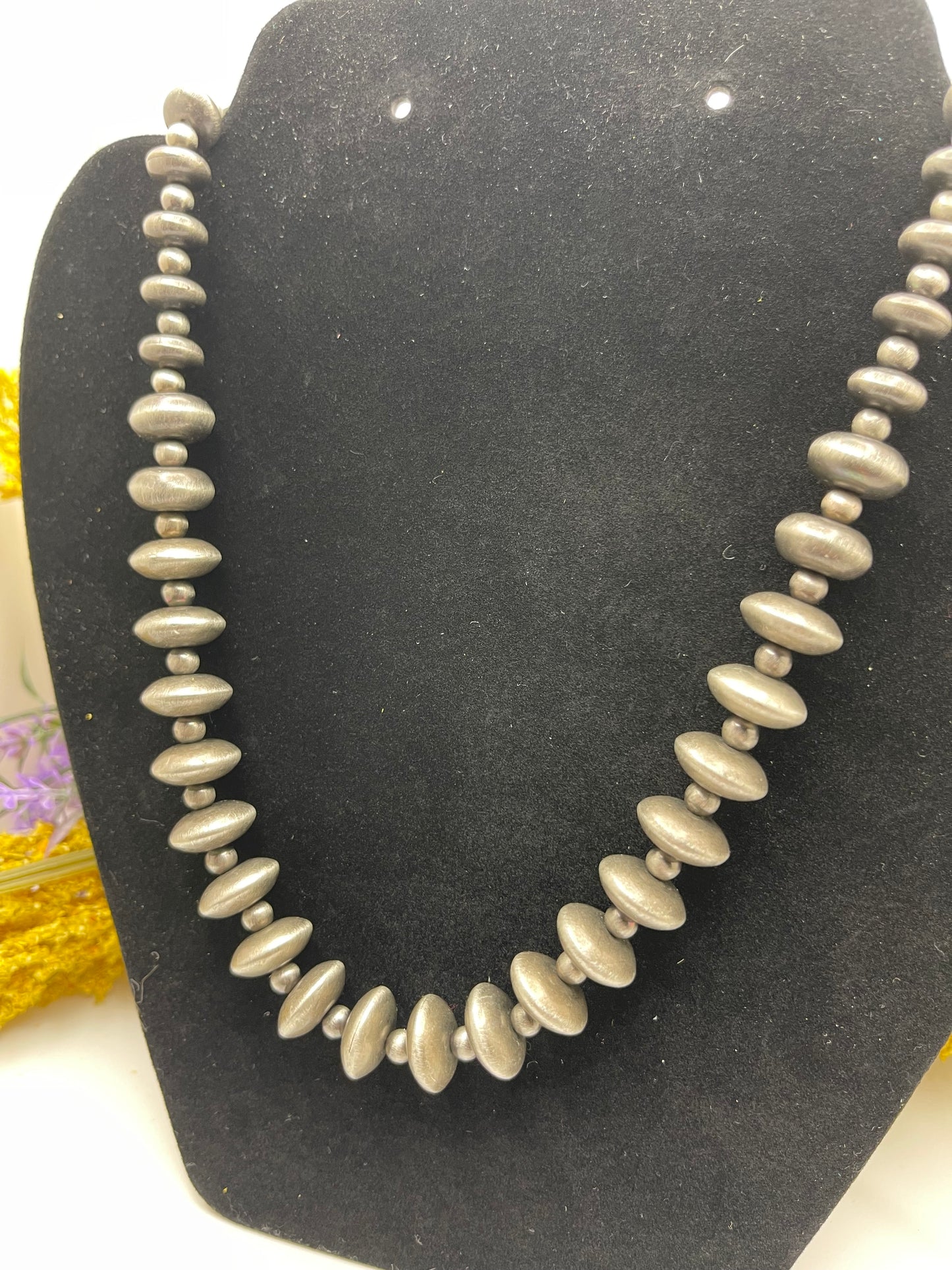 Oblong Navajo Perls