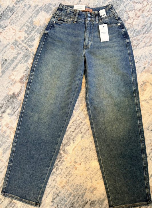 Saddle Up Barrel Jeans