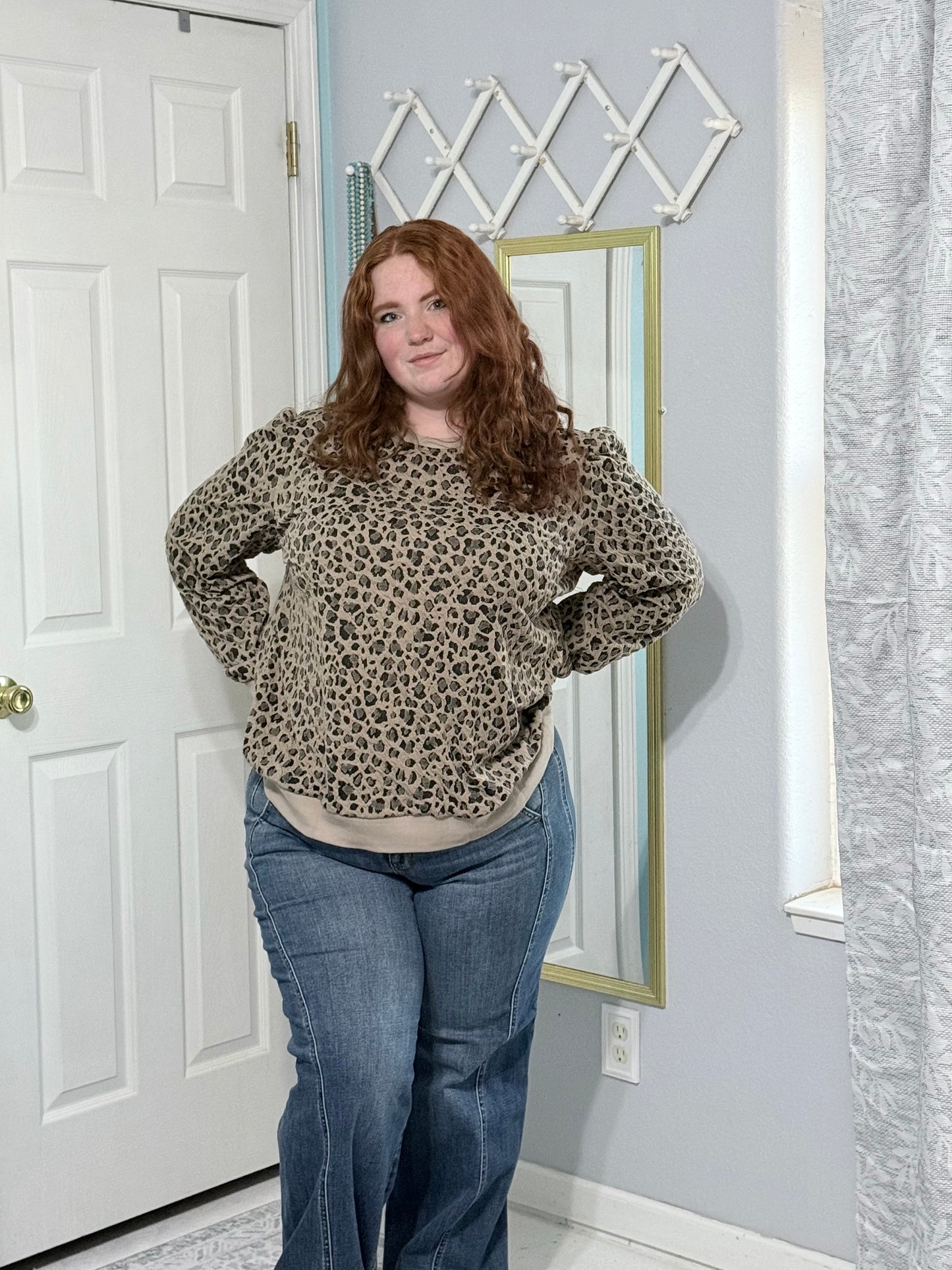 Ribbed Trim Leopard Print Long Sleeve Top