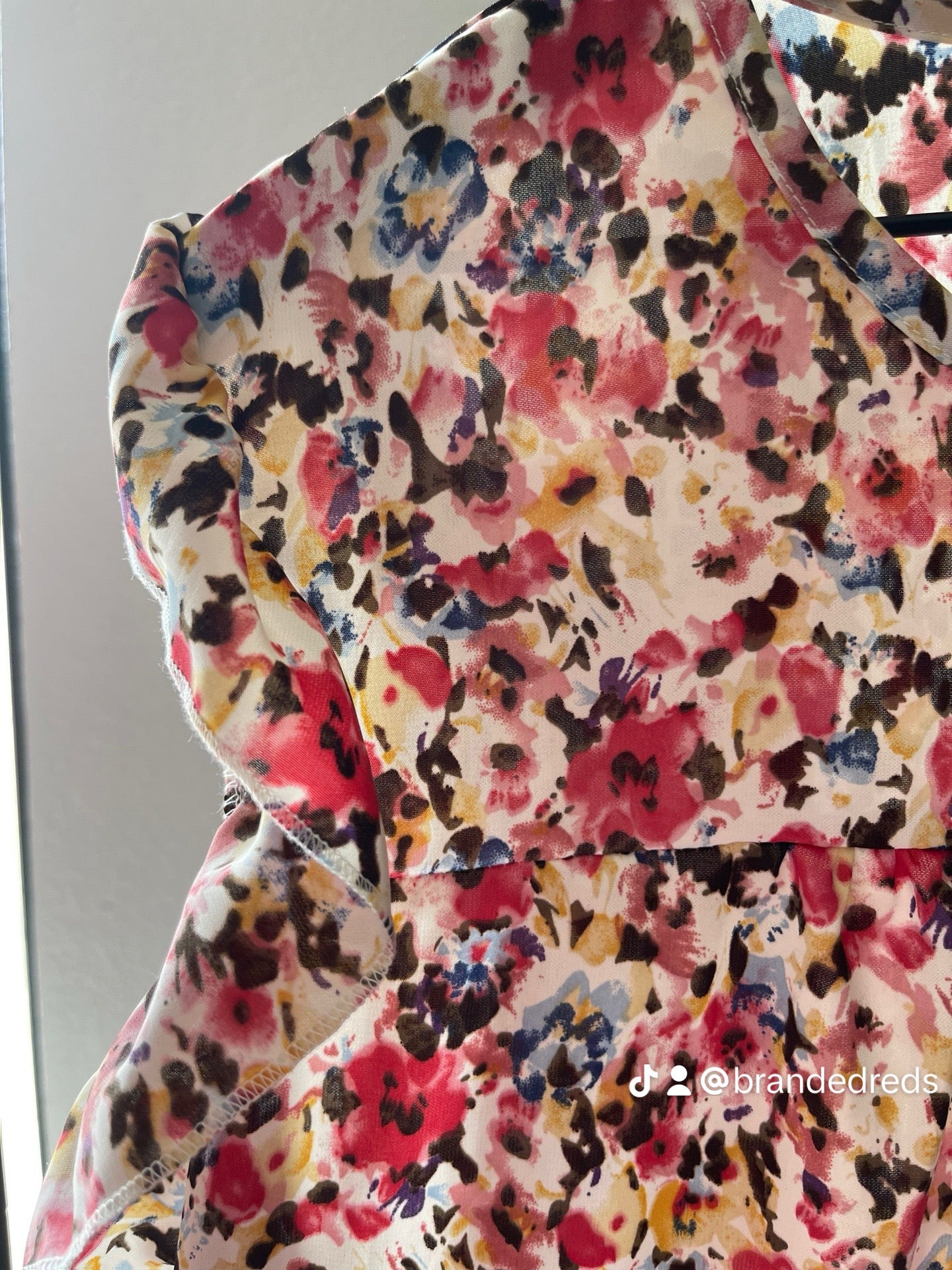 White Floral Cap Sleeve Top