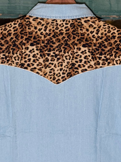 Wild Side Pearl Snap Top