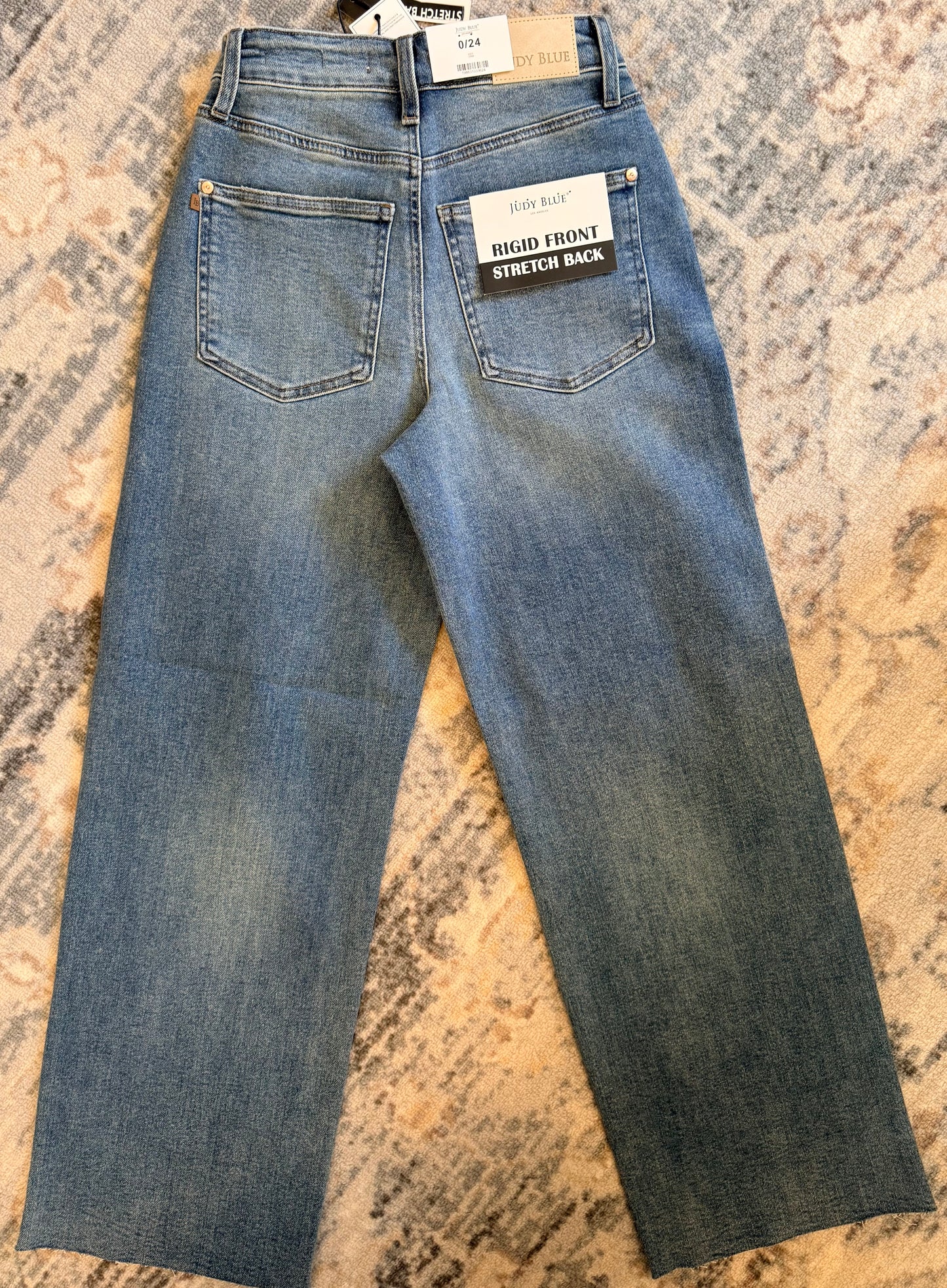 Canyon Road Raw Hem Jeans