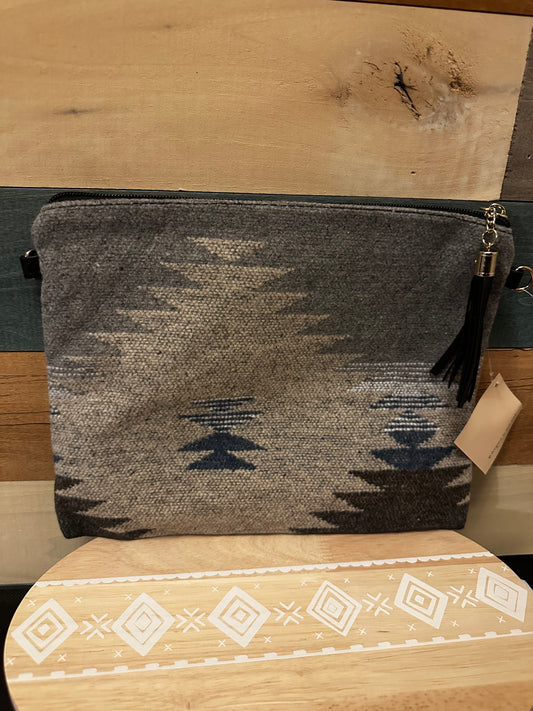 Flagstaff Crossbody Clutch