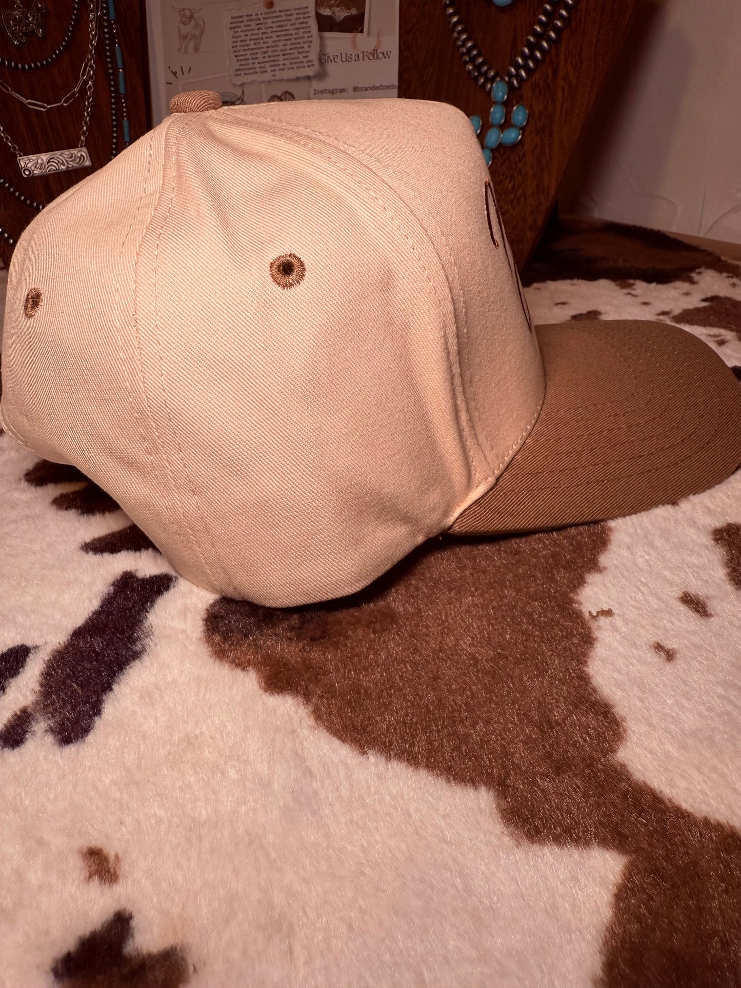 Vintage Cowboy Embroidery Two Tone Baseball Cap